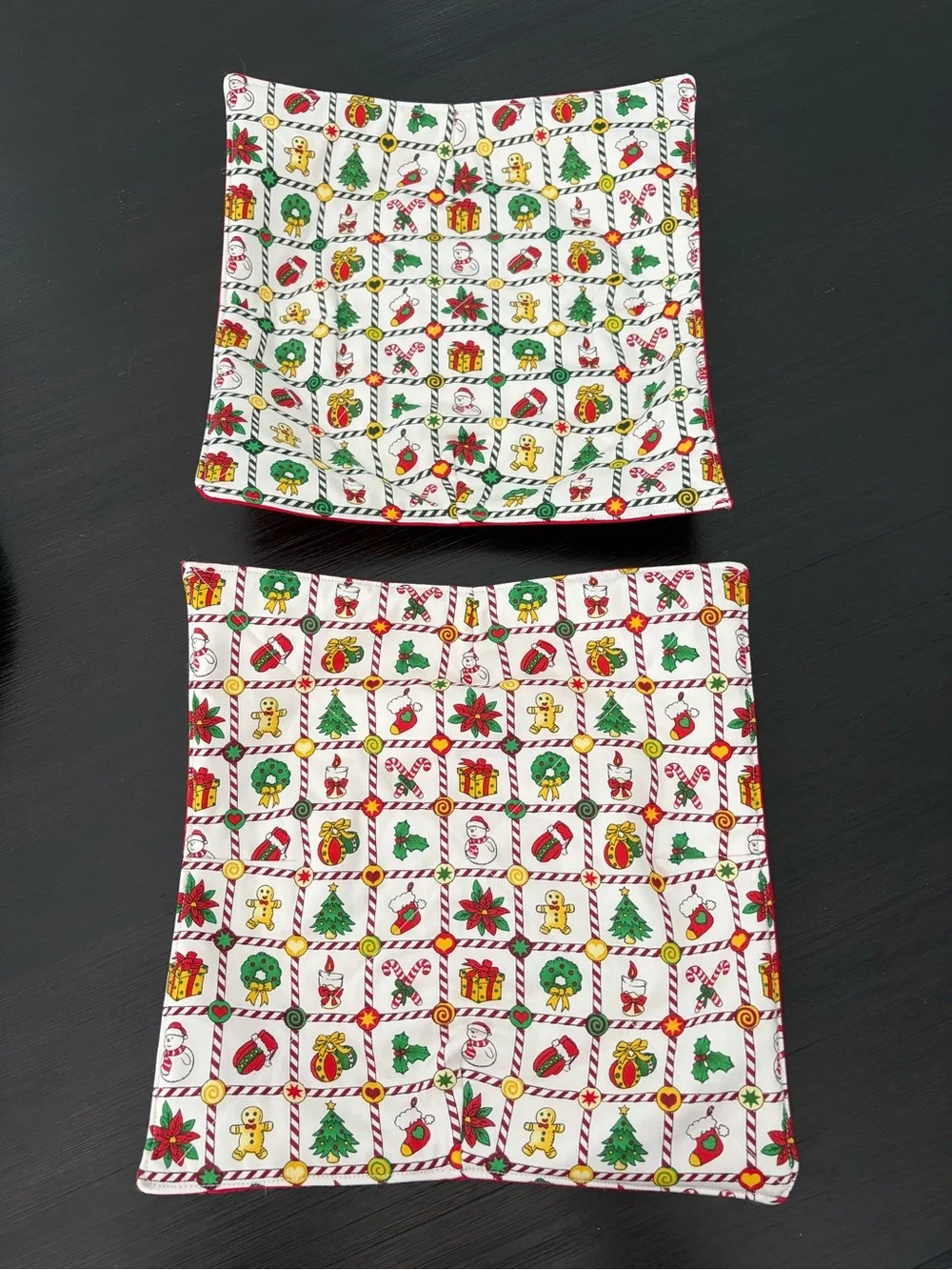 Festive Holiday Quilted Plate Cozies- Red & Green